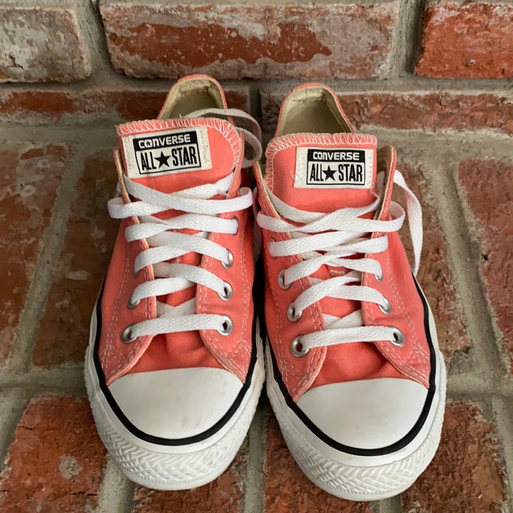 Women’s Pink Converse Sneakers